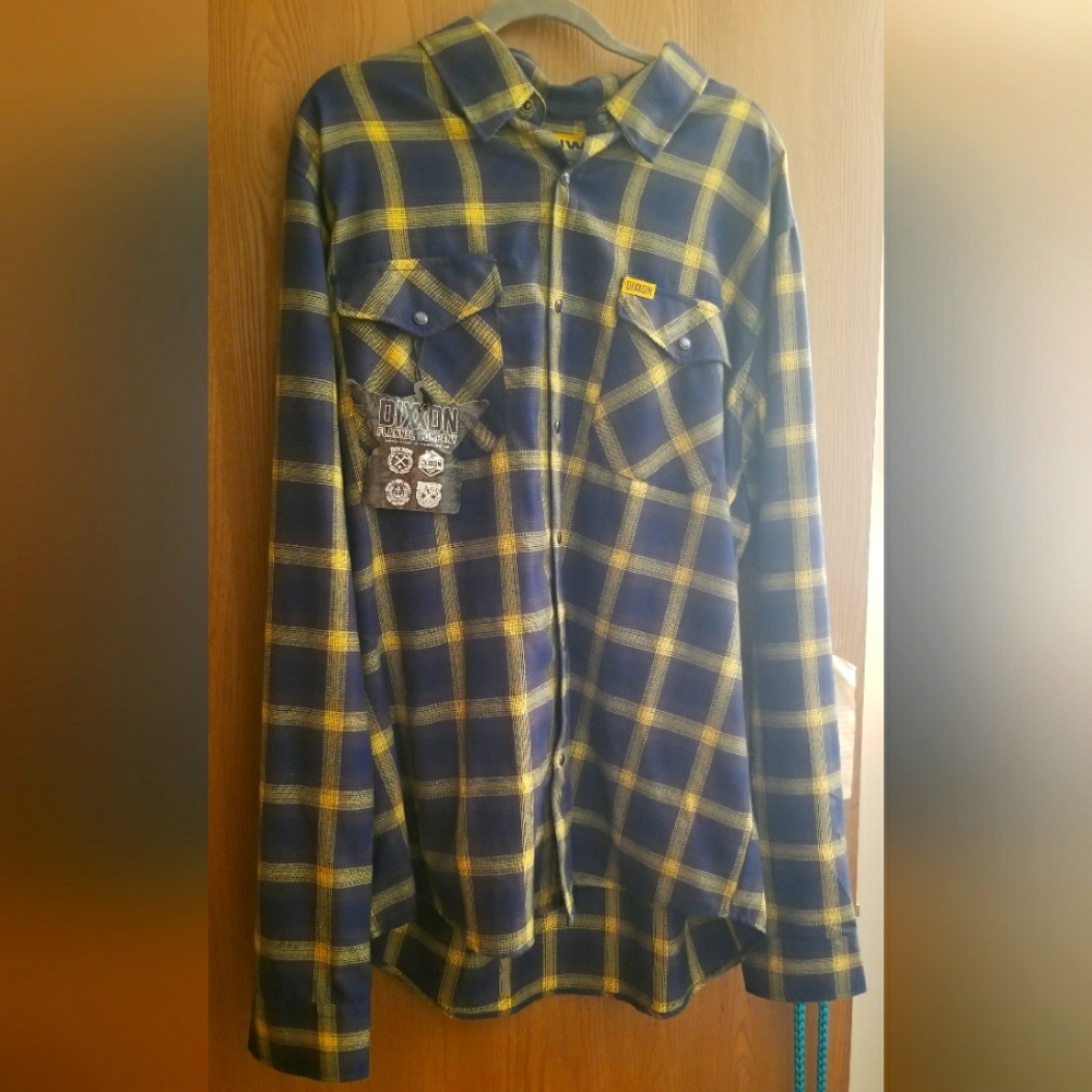 New dixxon flannel 2xlt Aim high